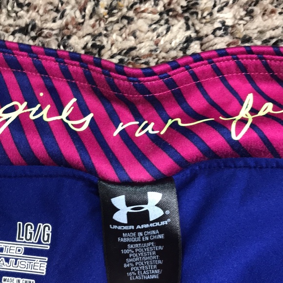 Under Armour Women's Pink and Blue Striped Shorts Skort Size Large | Like New - Picture 6 of 6